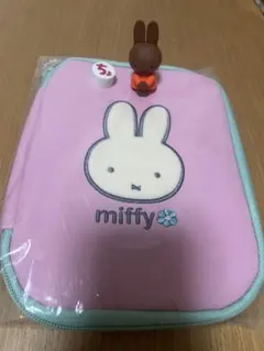 miffy ミッフィー 母子手帳ケース ピンクのサムネイル