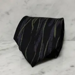 ISSEY MIYAKE イッセイミヤケ ストライプ 抽象的 ネクタイ 緑 紫