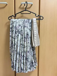 fifth 花柄プリーツロングスカート　ピンク