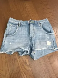 デニムショートパンツ