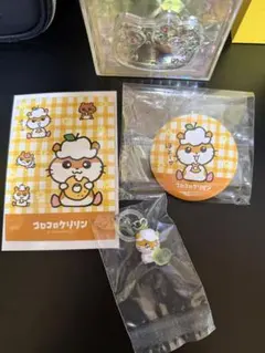 コロコロクリリン チャーム 缶バッジ シール　セット