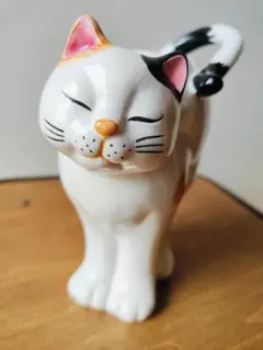 三毛猫の花瓶　瀬戸焼　陶器のサムネイル