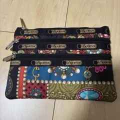 未使用品　レスポートサック LeSportsac 3段ファスナーポーチ　ポーチ