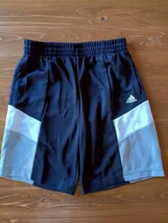 adidas ハーフパンツ 黒/グレー