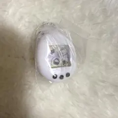 たまごっち シャカシャカアクリルチャーム くちぱっち 白 ガチャガチャ