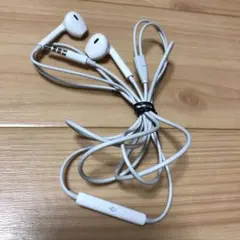 Apple 純正イヤホン　イヤホン　有線イヤホン　アップル　アップル純正　スマホ