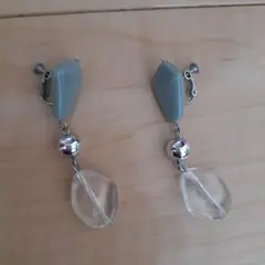 グレー クリアドロップ型 イヤリング