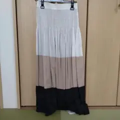 新品未使用！CLOCHE プリーツスカート 02サイズ