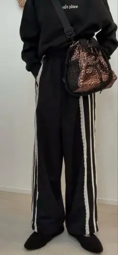 インフルエンサーコラボ スウェットパンツ ブラック M