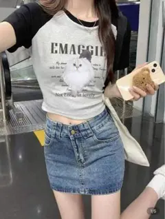 SHEIN ブラックとホワイトのパッチワークデザイン Tシャツ 猫