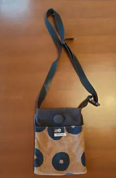 ハンドメイド ドット柄ショルダーバッグ サコッシュ