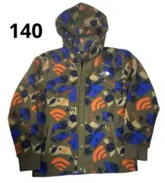 迷彩柄フード付きジャケット　ノースフェイス　子供