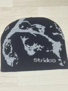 Stridesストライド ロゴ入り ビーニー