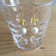 ナチュラルストーンでクリアなピアス♪