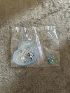 ちいかわ　シャカシャカチャーム　古本屋　モモンガ