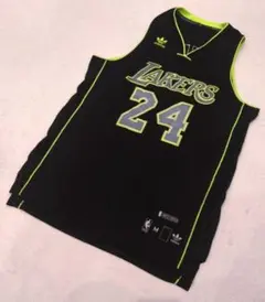 希少 NBA セルティックス ケンバウォーカー ユニフォーム NIKE 黒 刺繍