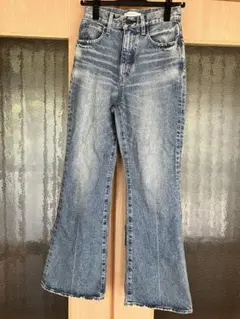 MOUSSY MVS FLAREブーツカットデニム・フレアデニム25ライトブルー