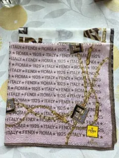 FENDI 未使用ハンカチのサムネイル