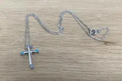 marie claire マリ クレール 十字架 ネックレス 新品未使用