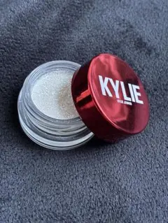 美品　KYLIE JENNER グリッターアイシャドウ