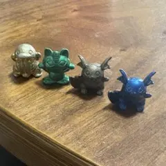 メタルフィギュア　　ポケモン　4点セット