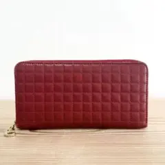 CELINE セリーヌ 長財布 ラウンドジップウォレット Cチャーム　ラージのサムネイル