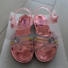 ピンク光るサンダル リボン付き　18センチ