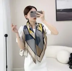 【訳あり】ブラウン系幾何学模様大判スカーフ①