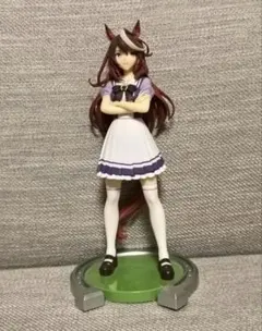 【匿名配送】 ウマ娘 シンボリルドルフ フィギュア