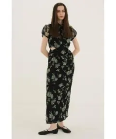 CLANE 花柄ワンピース　完売品　美品 2026年最新】ClANE ワンピース 花柄の人気アイテム - メルカリ