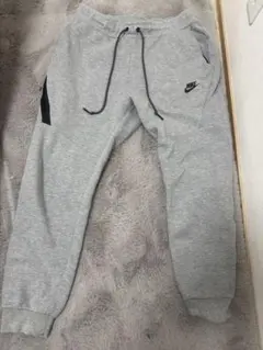 NIKE テックフリース