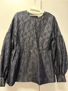 ネイビー バルーンスリーブ ブラウス