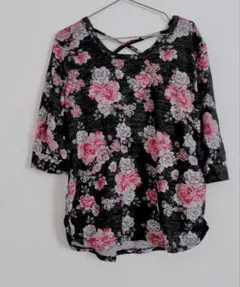 ✨美品 バッククロス 五分袖 Tシャツ レディース トップス 花柄 おしゃれ