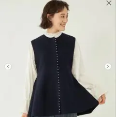 【極美品】グリーンレーベルリラクシング　プチ フェイクパールペプラムジレニット