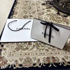 CHANEL リボン付きギフトボックス&ショッパー シャネル