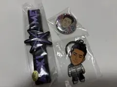 キーホルダー 黒紫 バンド　缶バッチ　セット　3JSB 直己