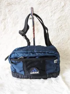 【美品】adidas アディダス ウエストポーチ ネイビー ブランド