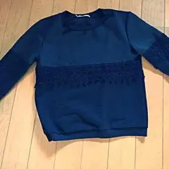 Bershka新品未使用ブラックTOPSのサムネイル