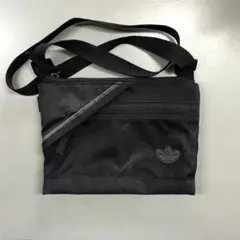 adidas アディダス サコッシュ ミニショルダーバッグ ナイロン ブラック