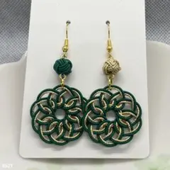 ハンドメイド【水引】ピアス　緑×金ラメ