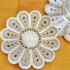 花型コースター ブラウン・ホワイト