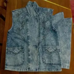 Item thumbnail for item b83d9c35-e3e3-4609-88ac-9393cc1b5f7a