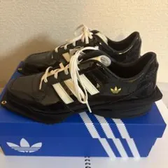 26.5cm adidas ForumSQ ブラック/アイボリー - メルカリ
