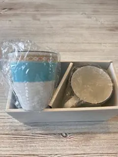 Noritake 青と白のマグカップ 2個セット