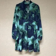 SHEIN花柄 長袖ひざ丈ワンピース