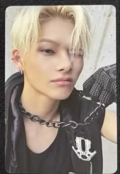 enhypen ニキ　yzy 5.0 yizhiyu ヨントン　トレカ