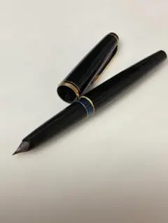 ★お値下げ可能です！ペリカン ローラーボールペン 青と黒のストライプボールペン ☆お値下げ可能です！ペリカン ローラーボールペン 青と黒のストライプ