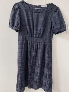 銀座マギー　BLEU CELESTE 上品　膝丈ワンピースのサムネイル