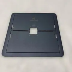 ONED Majextand 人間工学に基づく、ノートパソコンスタンド