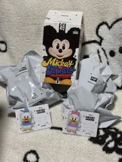 POPMART ポップマート　ミッキーファミリー　ドナルド　デイジー